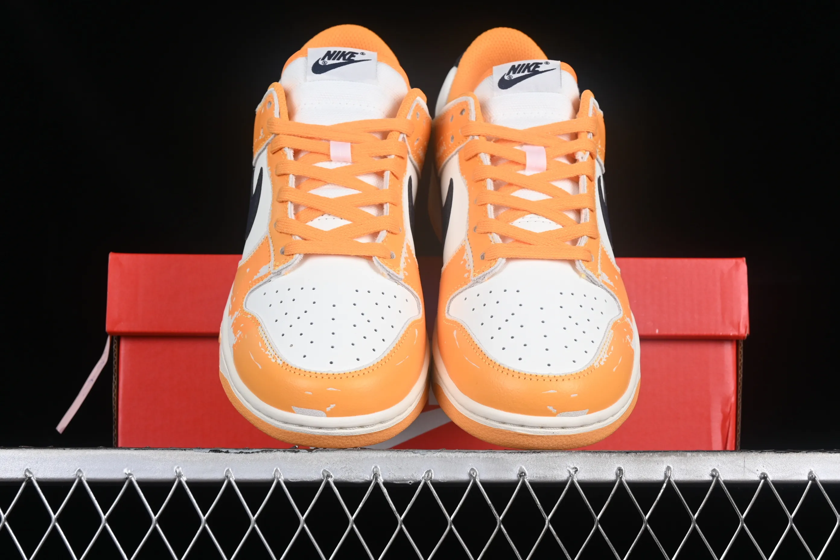 All categories Nk SB Dunk series Nk SB Dunk Low low-top sneakers Nk Dunk Low "Wear and Tear" distressed white orange SB low-top sports and leisure sneakers FN3418-100